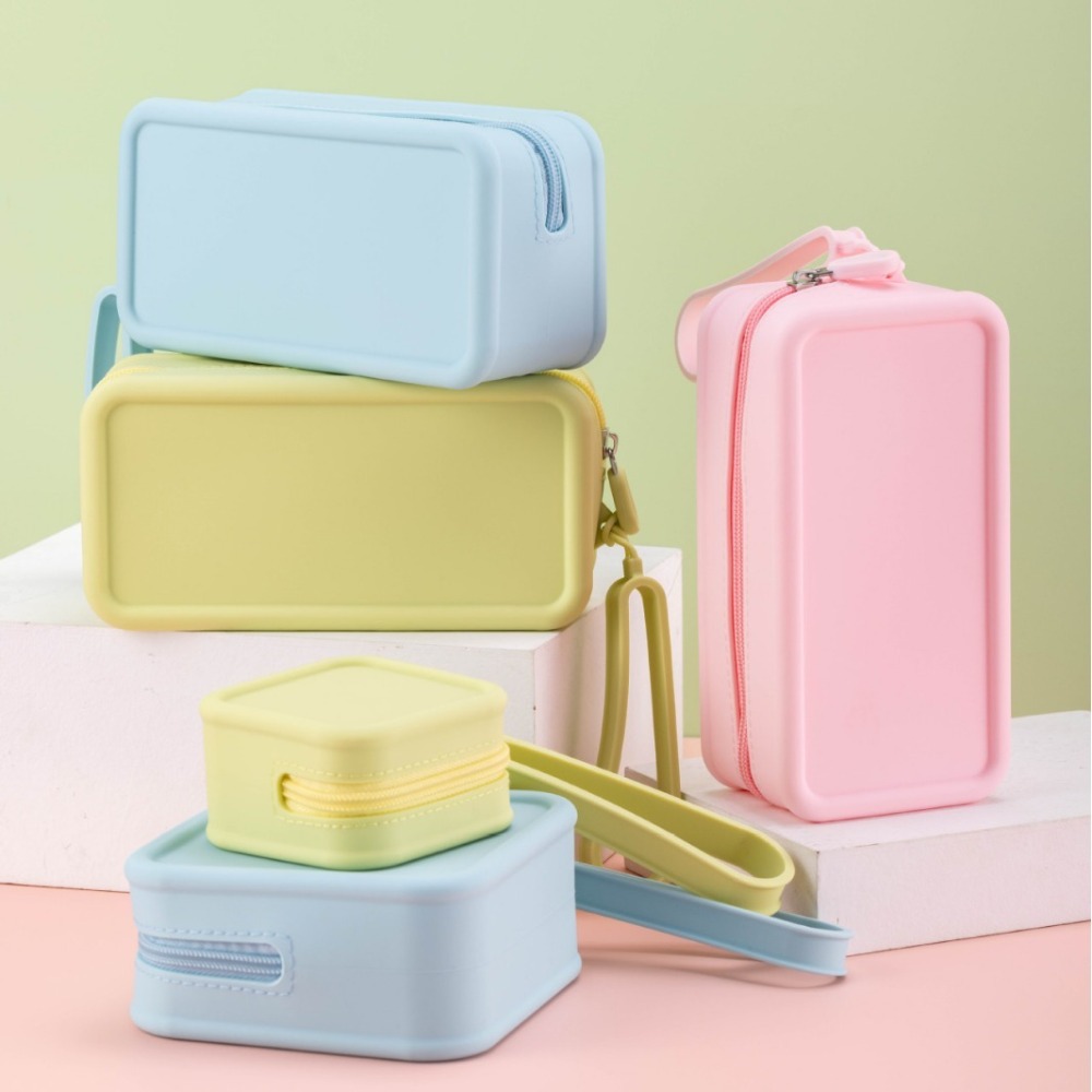 Portable Silicone Coin Purse L - Cosmetic Bags review and price